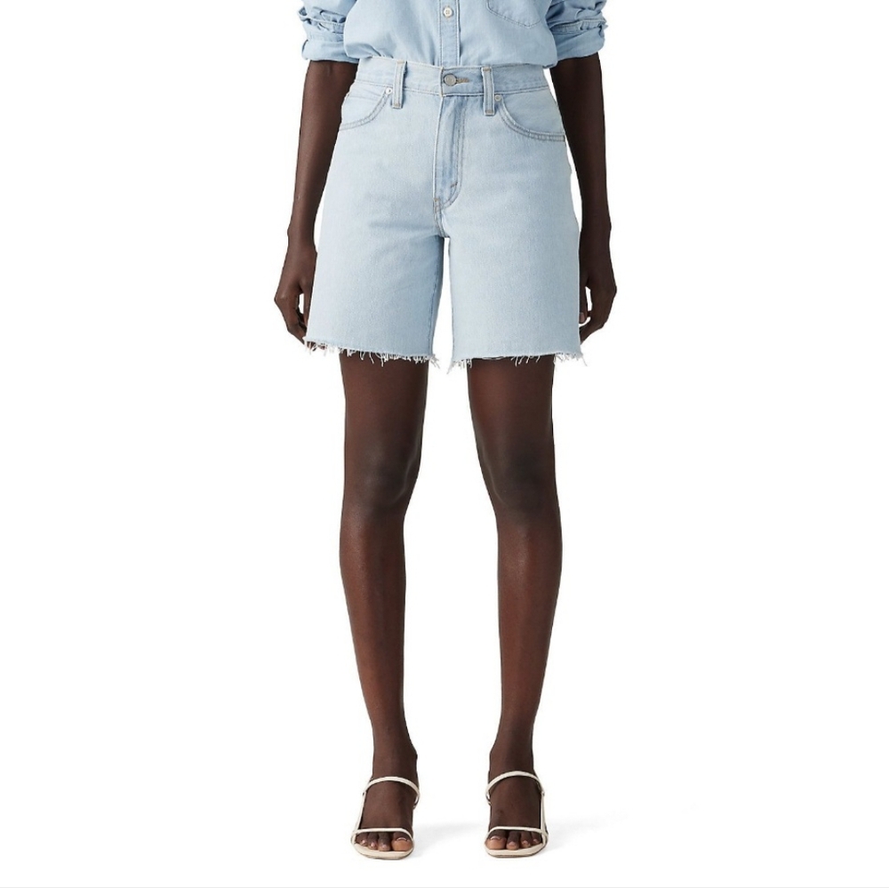 NEW! Levi's Light Wash '94 Baggy Shorts Size 33